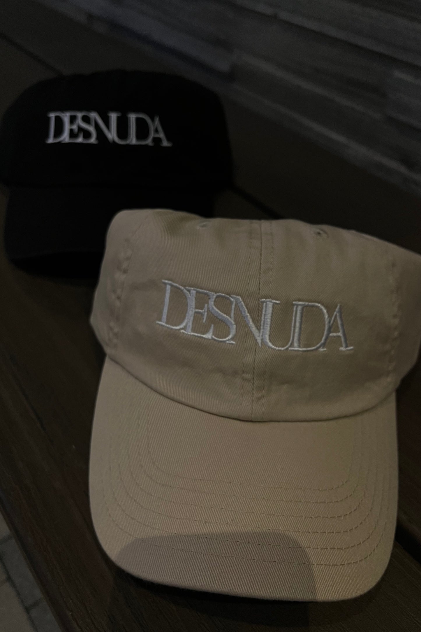 Desnuda Dad Hats - Classic Nude